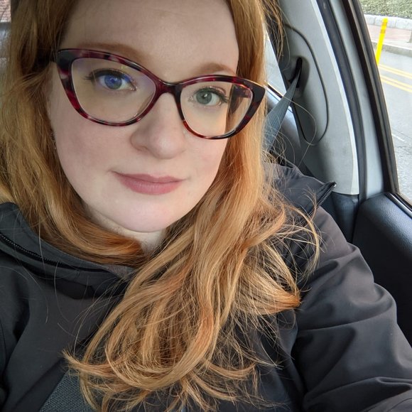 Hey there! It's Danielle - Picture 2 of 16